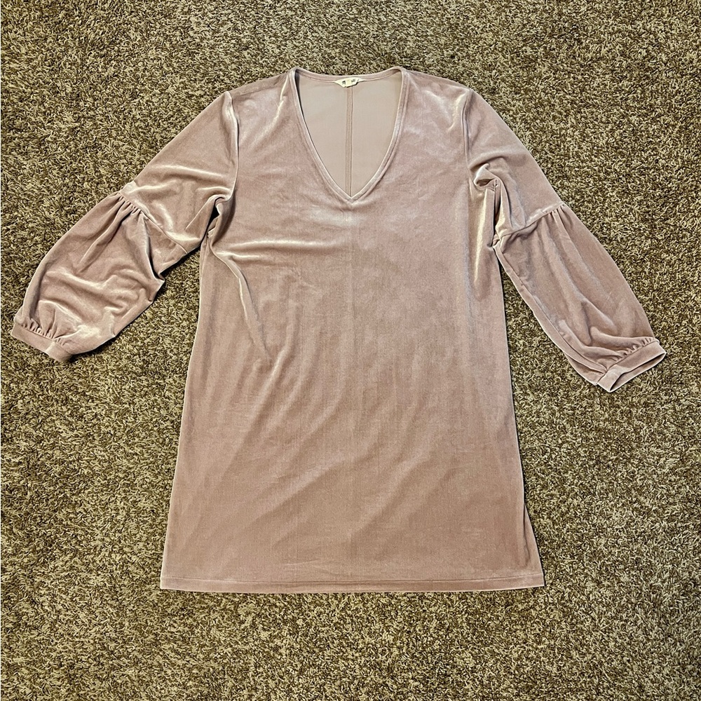 COPY - Madewell Velour/Velvet Bubble Sleeve Dress pink mauve